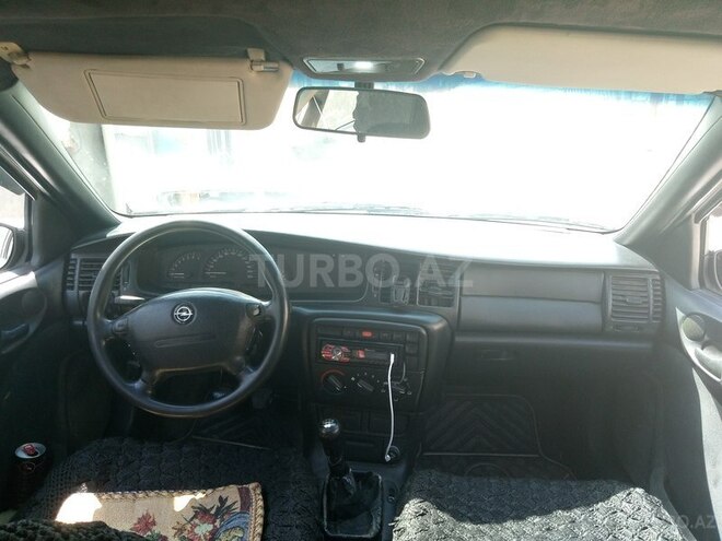 Opel Vectra 1997, 396,000 km - 1.6 l - Bakı