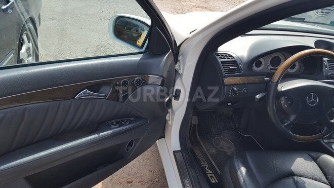 Mercedes E 320 2003, 238,328 km - 3.2 л - Bakı