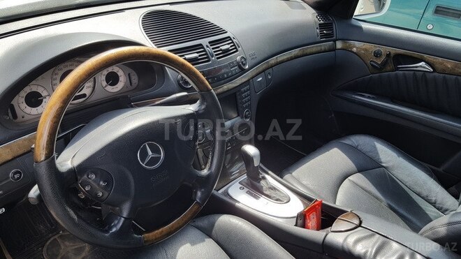 Mercedes E 320 2003, 238,328 km - 3.2 л - Bakı