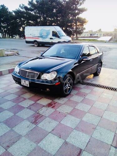 Mercedes C 240 2003, 242,000 km - 2.4 л - Bakı