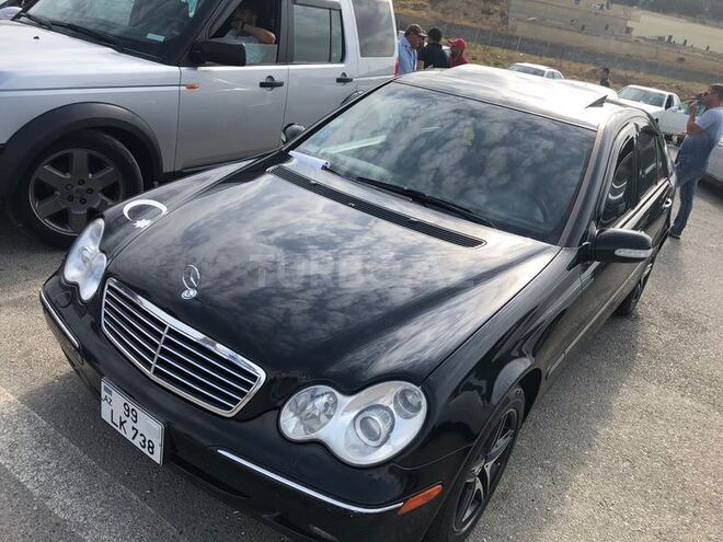 Mercedes C 240 2003, 242,000 km - 2.4 л - Bakı