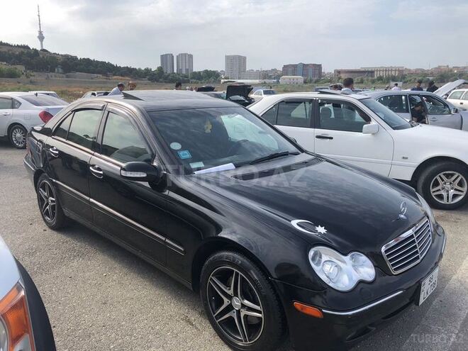 Mercedes C 240 2003, 242,000 km - 2.4 л - Bakı