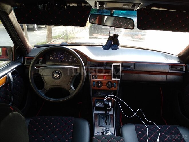 Mercedes E 250 1992, 800,000 km - 2.5 л - Bakı