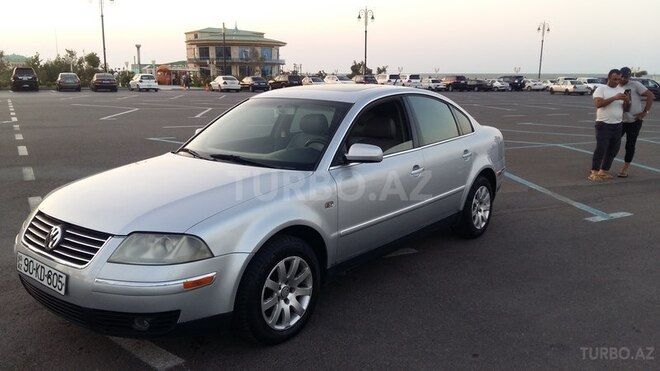 Volkswagen Passat 2002, 126,325 km - 2.0 л - Sumqayıt