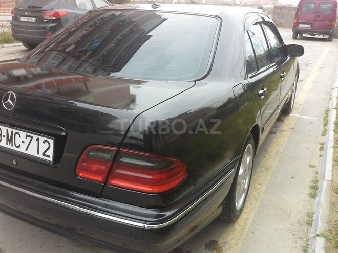 Mercedes E 270 2000, 350,000 km - 2.7 л - Bakı