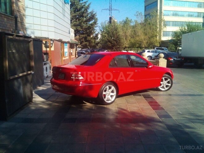 Mercedes C 200 2003, 226,500 km - 1.8 l - Bakı