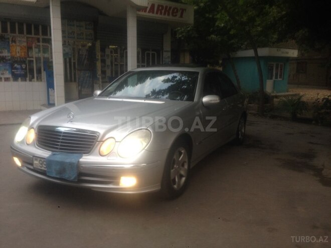 Mercedes E 240 2003, 239,000 km - 2.6 l - Mingəçevir