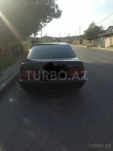 Mercedes E 240 1998, 221,000 km - 2.4 l - Bakı
