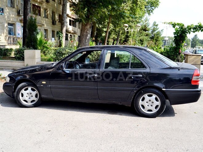 Mercedes C 180 1993, 258,000 km - 1.8 l - Bərdə