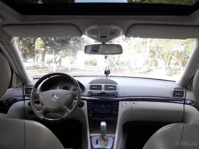Mercedes E 320 2002, 265,000 km - 3.2 л - Sumqayıt