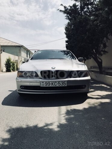 BMW 535 2001, 282,000 km - 3.5 л - Bakı