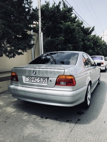 BMW 535 2001, 282,000 km - 3.5 л - Bakı