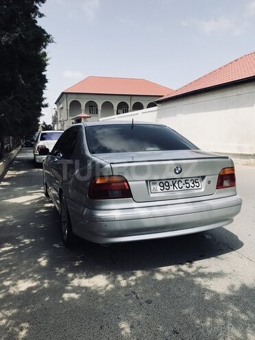 BMW 535 2001, 282,000 km - 3.5 л - Bakı