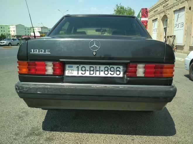 Mercedes 190 1991, 420,000 km - 1.8 л - Sumqayıt