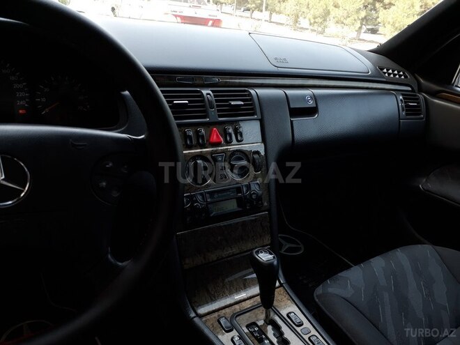 Mercedes E 240 2000, 470,000 km - 2.6 l - Şərur