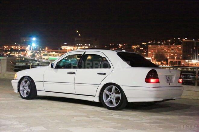 Mercedes C 230 1999, 248,000 km - 2.3 л - Bakı