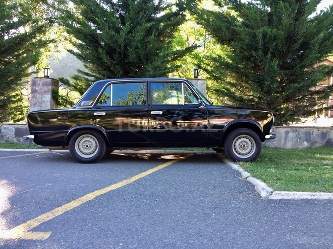 LADA (VAZ) 21011 1970, 340,015 km - 1.3 l - Qax