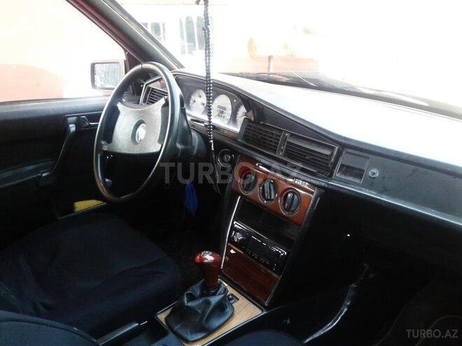Mercedes 190 1991, 320,000 km - 2.0 l - Cəlilabad