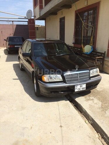 Mercedes C 230 1999, 285,000 km - 0.3 l - Bakı