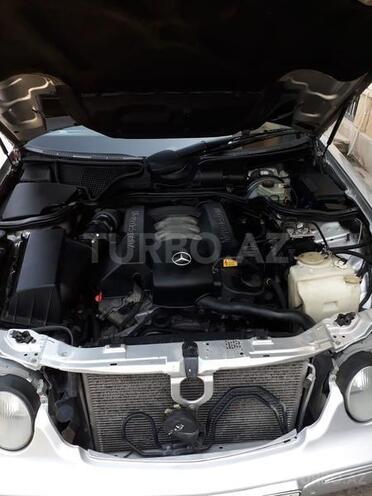 Mercedes E 240 2000, 47,000 km - 0.3 l - Şirvan