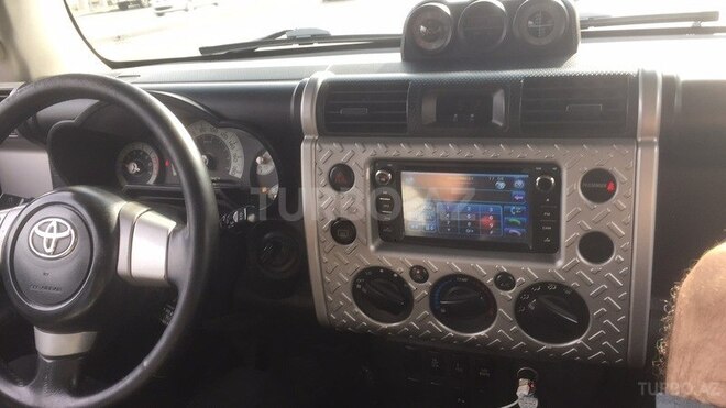 Toyota FJ Cruiser 2007, 211,000 km - 4.0 l - Bakı