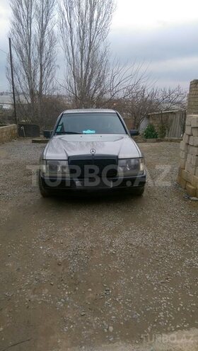 Mercedes E 200 1989, 368,000 km - 2.3 l - Bakı