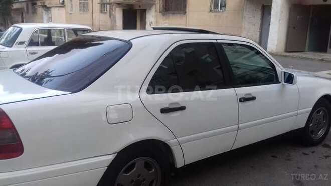 Mercedes C 180 1995, 285,000 km - 1.8 l - Bakı