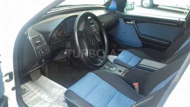 Mercedes C 180 1995, 285,000 km - 1.8 l - Bakı