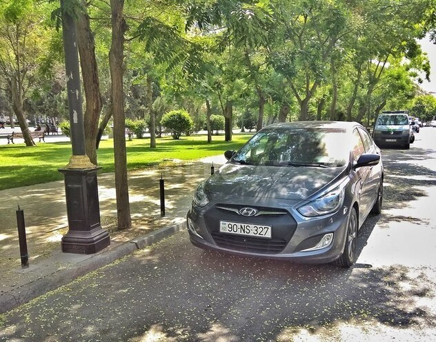 Hyundai Accent 2012, 156,000 km - 1.6 l - Bakı