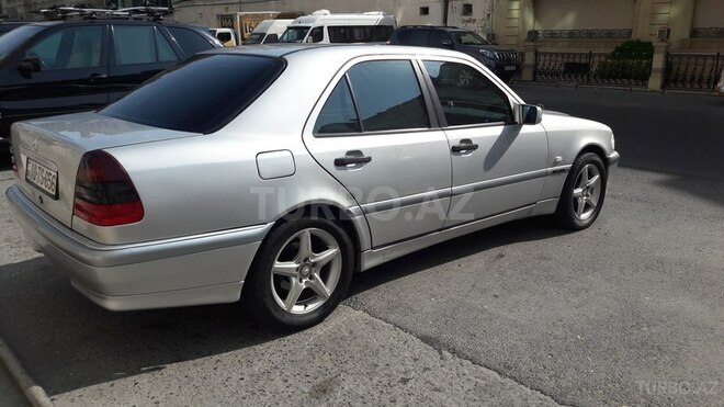 Mercedes C 180 1999, 345,000 km - 1.8 l - Bakı