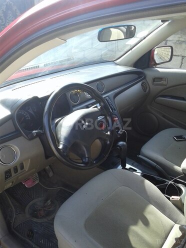 Mitsubishi Outlander 2004, 272,000 km - 2.4 л - Bakı