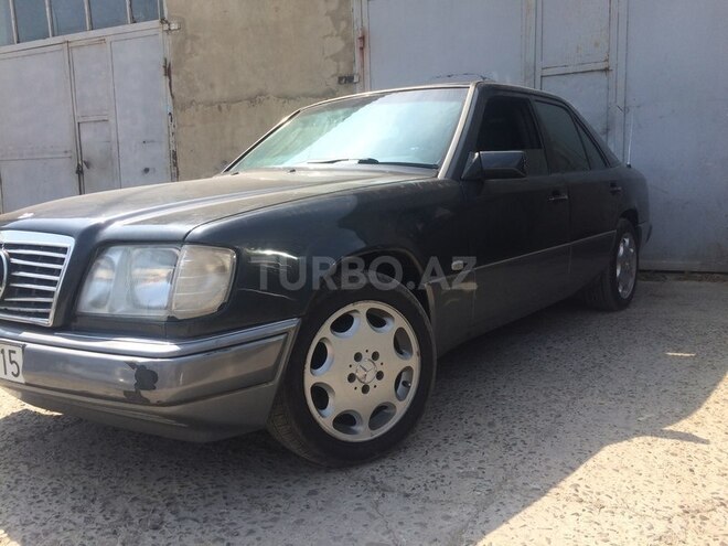 Mercedes E 250 1994, 400,000 km - 2.5 l - Sumqayıt