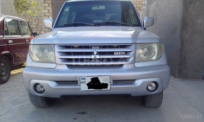 Mitsubishi Pajero io 2000, 276,000 km - 2.0 l - Bakı