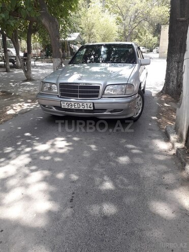 Mercedes C 220 1998, 299,499 km - 2.2 l - Bakı