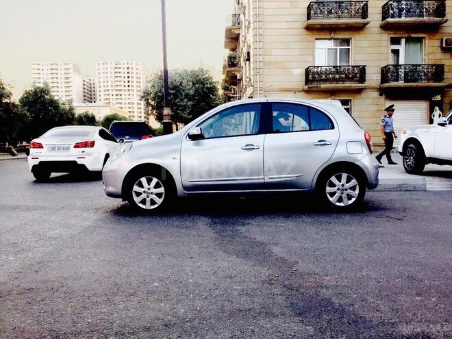 Nissan Micra 2013, 99,000 km - 1.2 l - Bakı