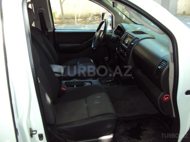 Nissan Navara 2014, 108,000 km - 2.5 l - Bakı