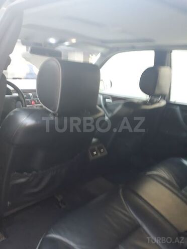 Mercedes E 240 2000, 285,000 km - 2.4 l - Bakı