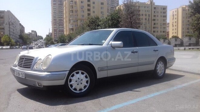 Mercedes E 230 1995, 253,138 km - 2.0 l - Bakı