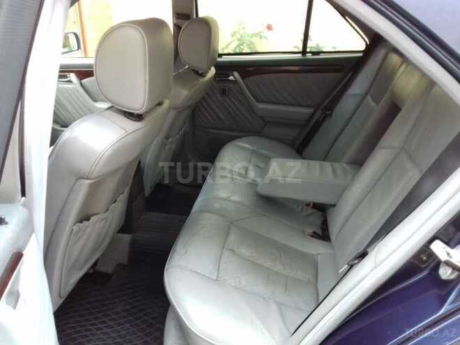 Mercedes C 220 1995, 196,000 km - 2.2 l - Bakı
