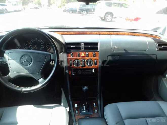 Mercedes C 220 1995, 196,000 km - 2.2 l - Bakı