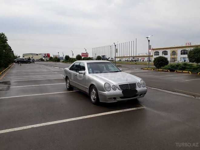 Mercedes E 240 1999, 172,000 km - 2.4 л - Şəmkir