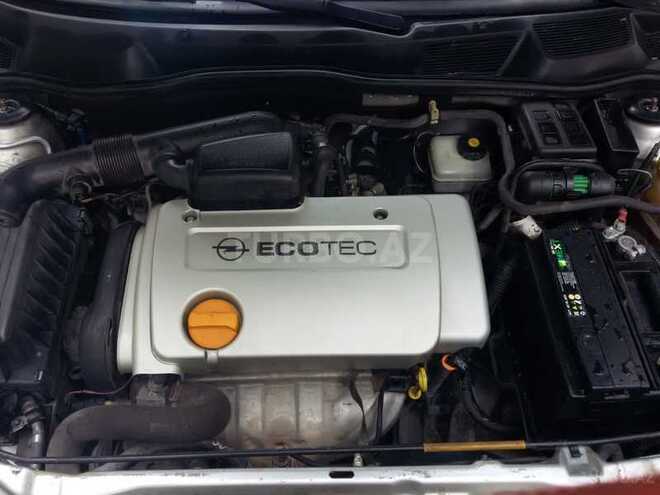 Opel Astra 2000, 250,000 km - 1.6 l - Bakı
