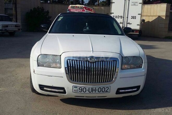 Chrysler 300C 2005, 180,000 km - 2.7 л - Biləsuvar