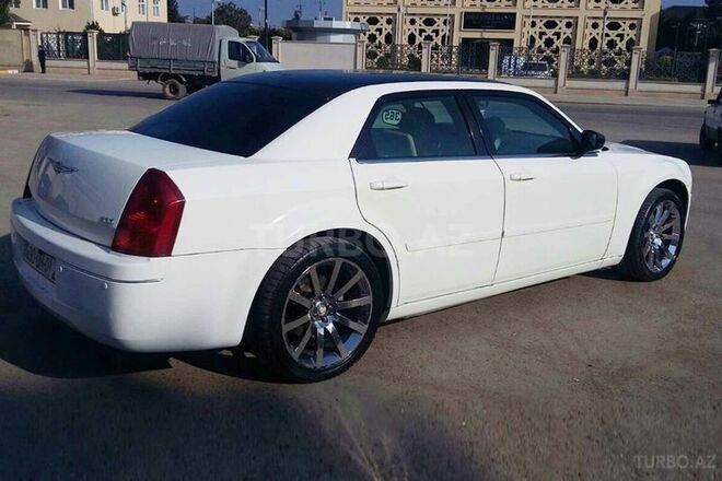 Chrysler 300C 2005, 180,000 km - 2.7 л - Biləsuvar