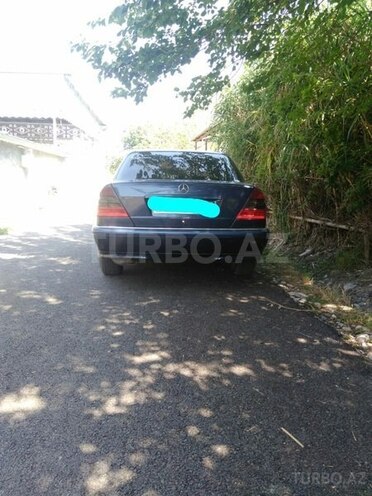 Mercedes C 230 1998, 270,000 km - 2.3 л - Bakı