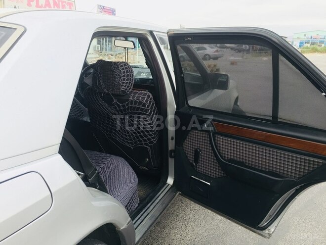 Mercedes E 200 1991, 406,305 km - 0.2 l - Bakı