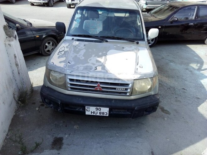 Mitsubishi Pajero io 1999, 183,000 km - 1.8 л - Bakı