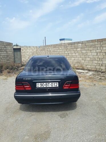 Mercedes E 240 2000, 340,000 km - 2.4 l - Bakı