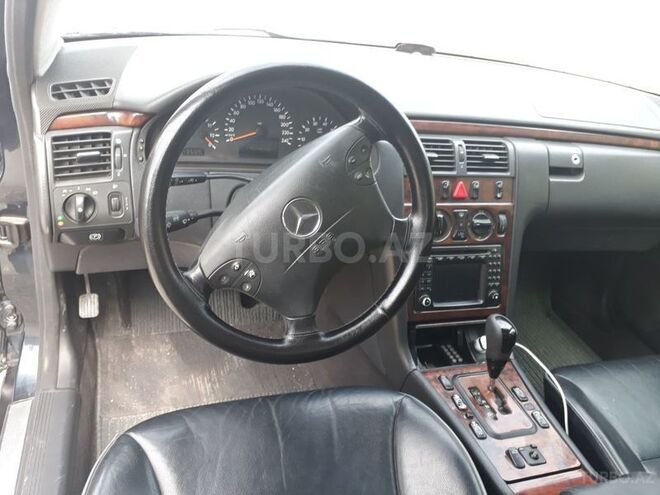 Mercedes E 240 2000, 340,000 km - 2.4 l - Bakı