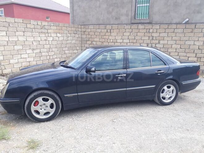 Mercedes E 240 2000, 340,000 km - 2.4 l - Bakı